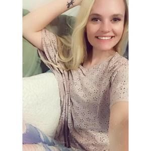 Meet your Posher, Bekah